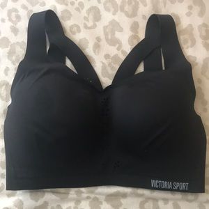 Victoria’s Secret Angel Max Sports Bra (32DD)